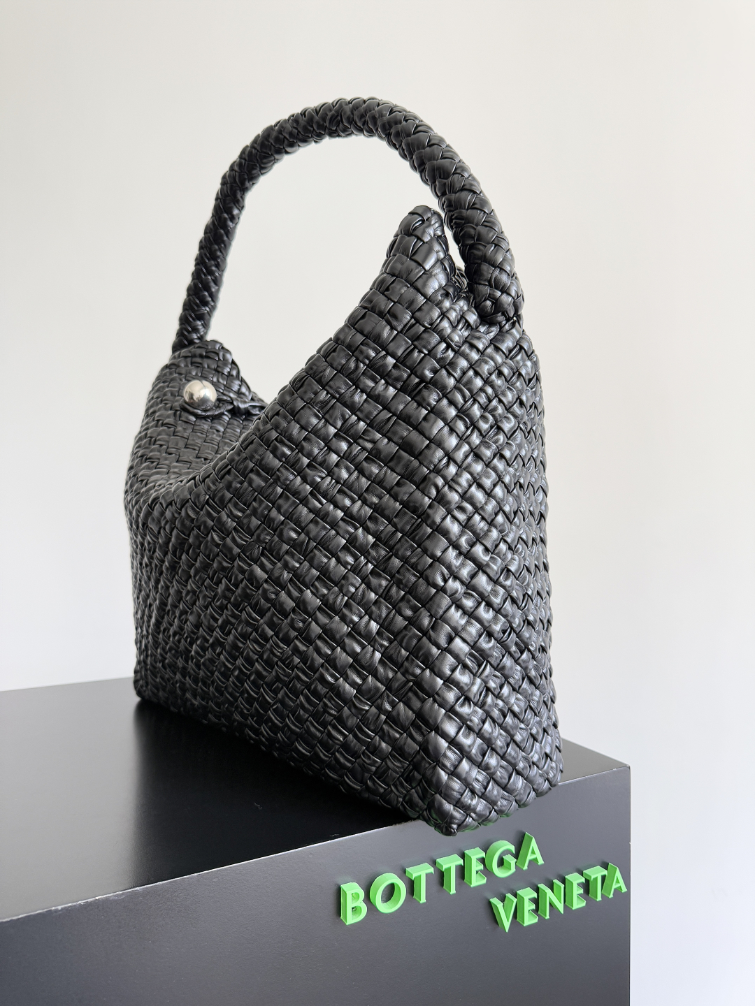 Bottega Veneta large Tosca Baci Baci handbag 765373