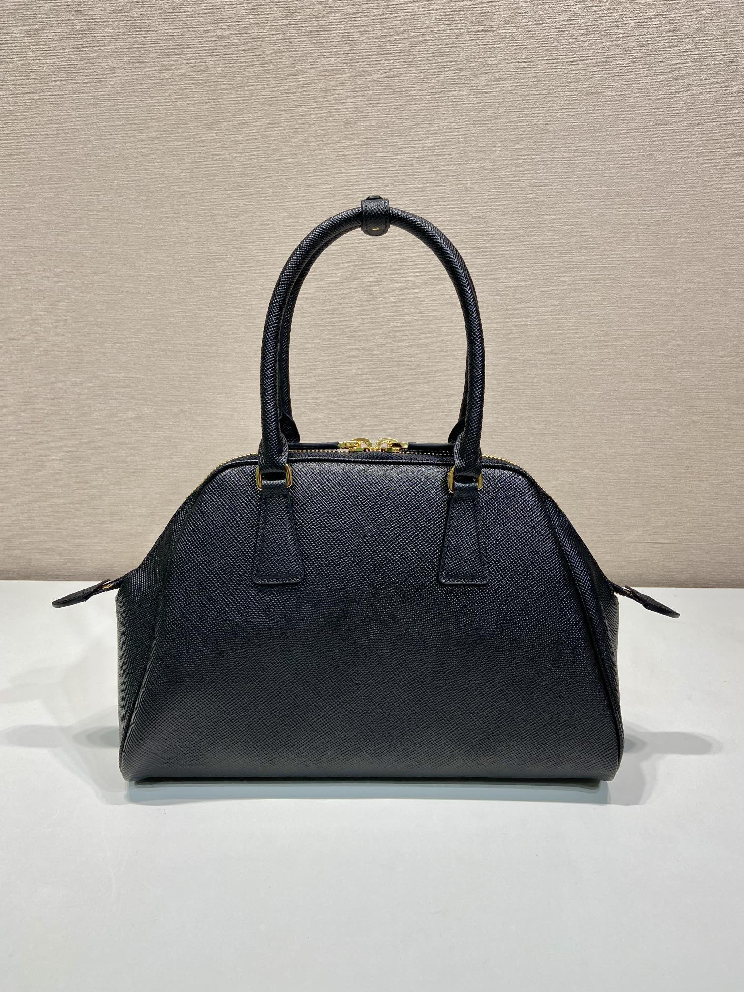 Prada Shell Bag 1BG537