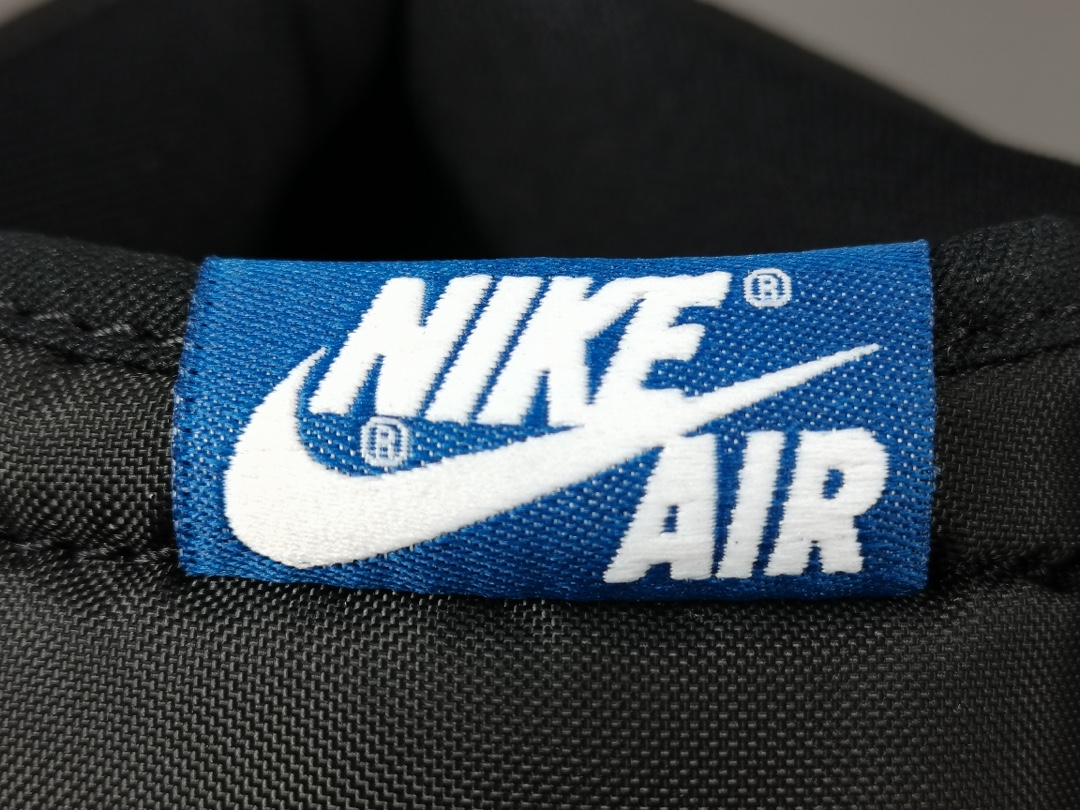 Nike Air Jordan 1 Retro High OG 