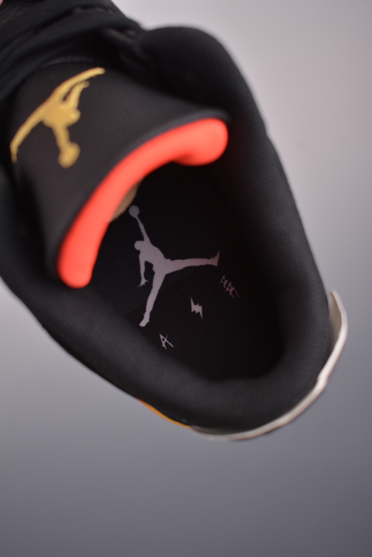 J Balvin × Nike Air Jordan 3 Retro SPRio FN0344-001