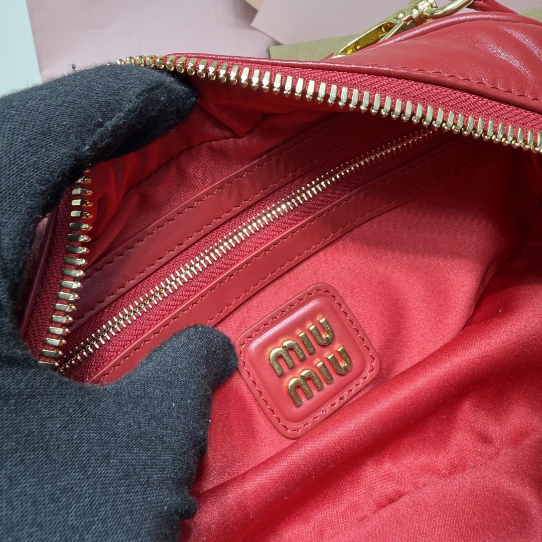 Miu Miu new bowling bag 5BB142