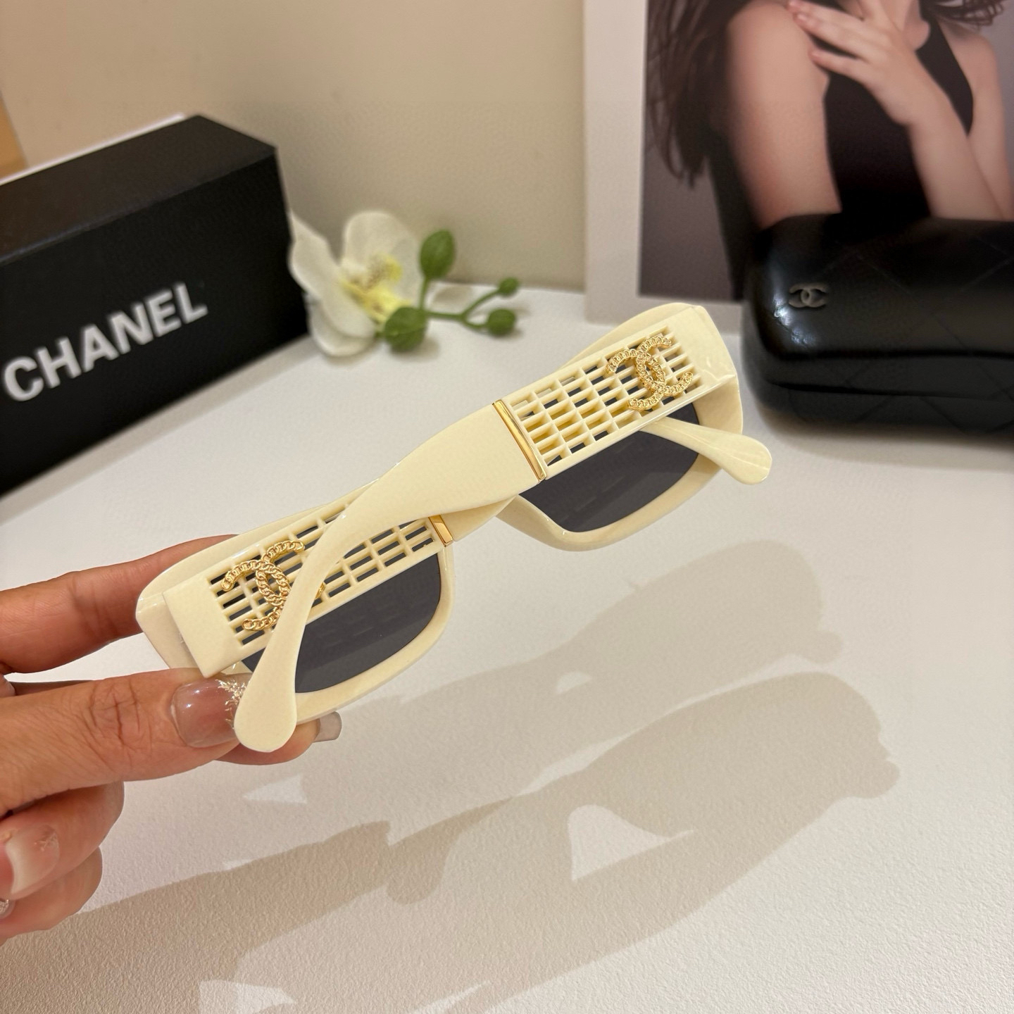 Chanel round frame sunglasses
