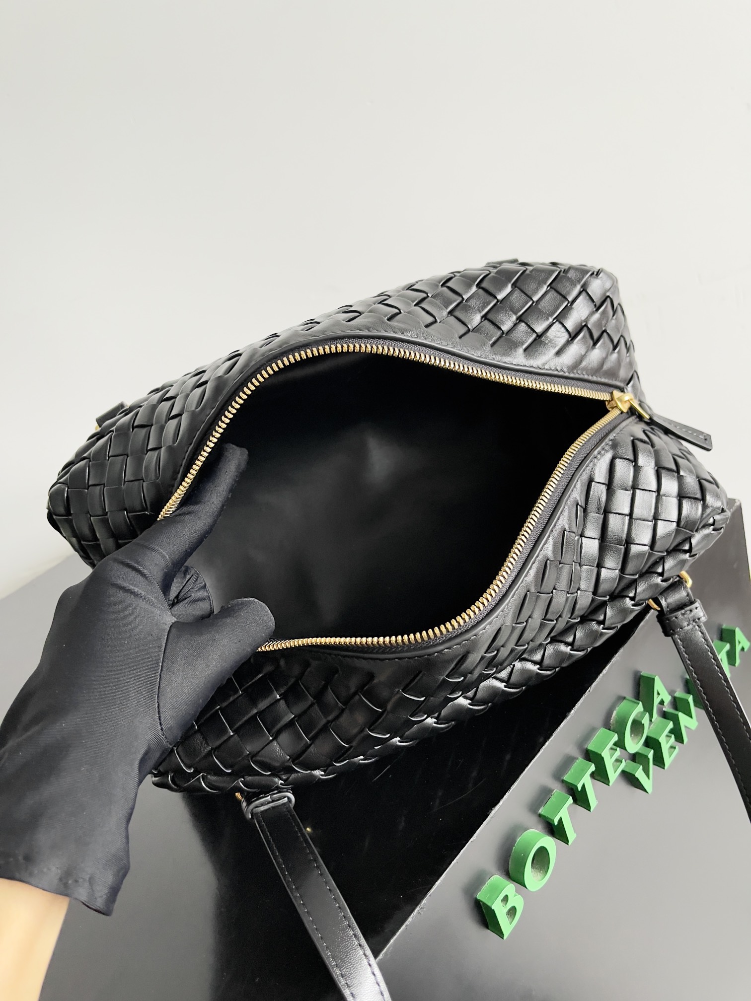 Bottega Veneta 2024 Lets Go Gloves 796258