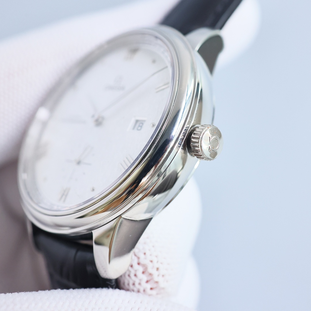 Omega De Ville series elegant small seconds