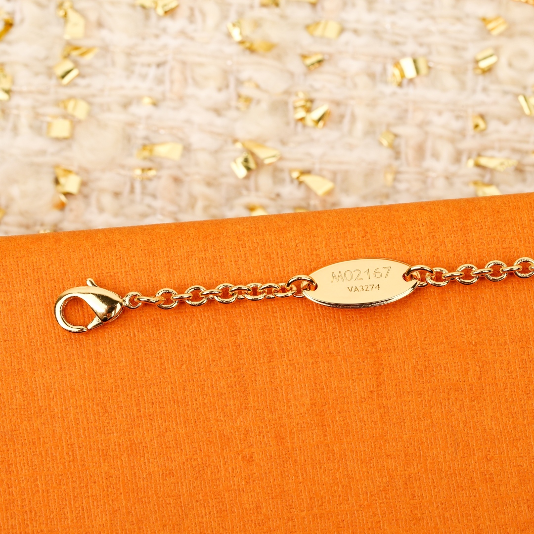 Louis Vuitton Floral Diamond Necklace