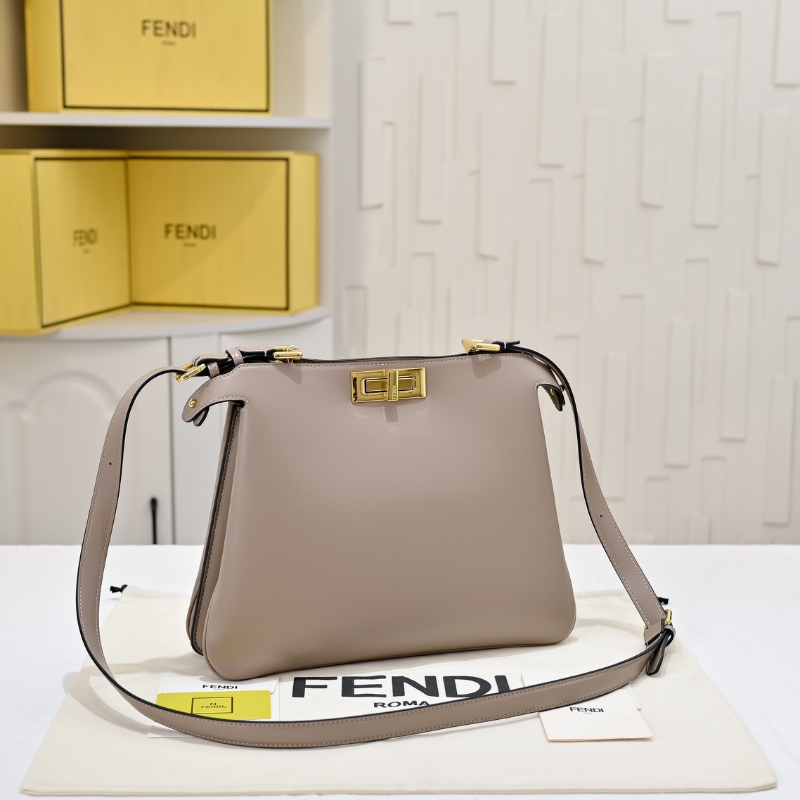 FENDI ekaboo Soft medium handbag 8801