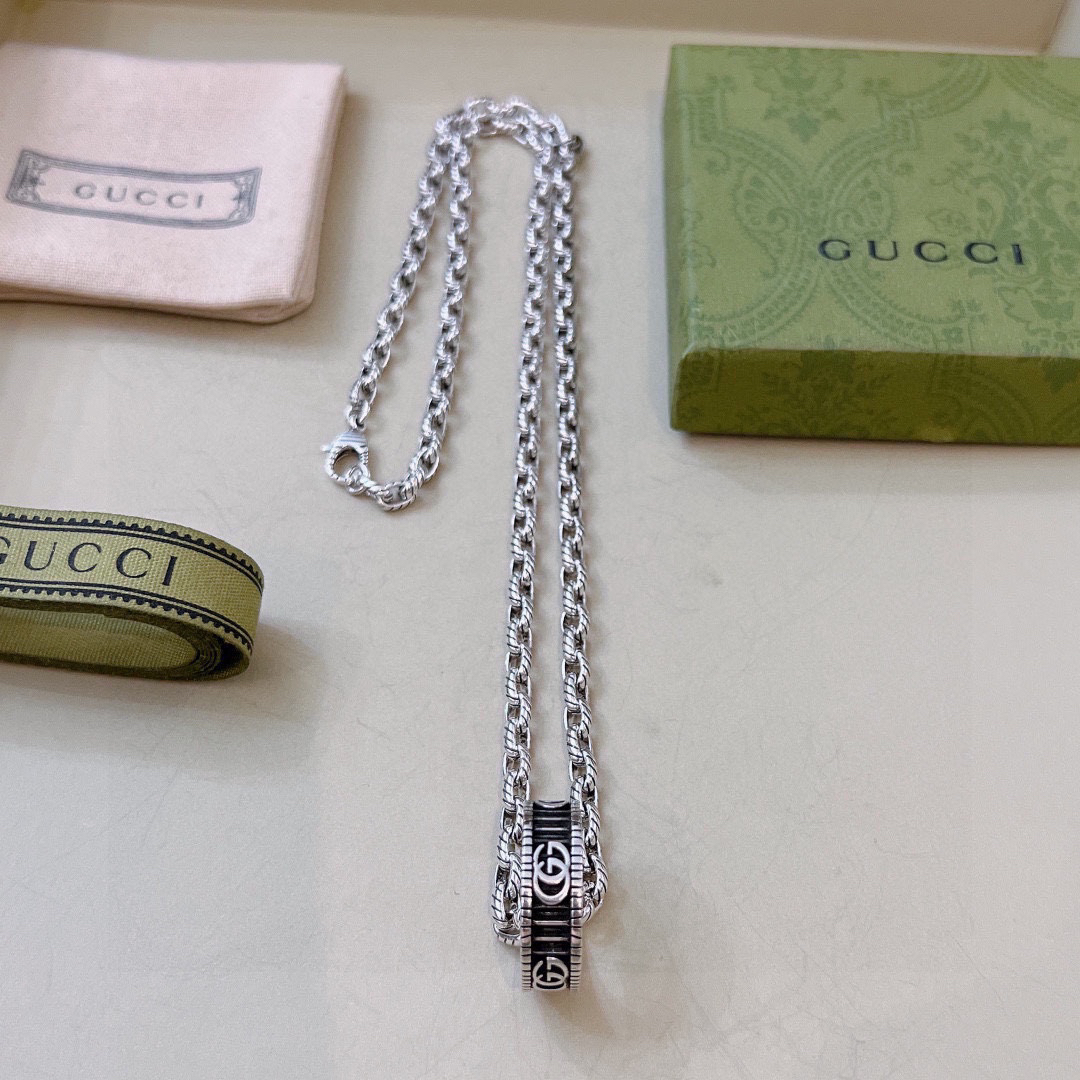 Gucci Anger Forest Series GG Ring Vintage Necklace