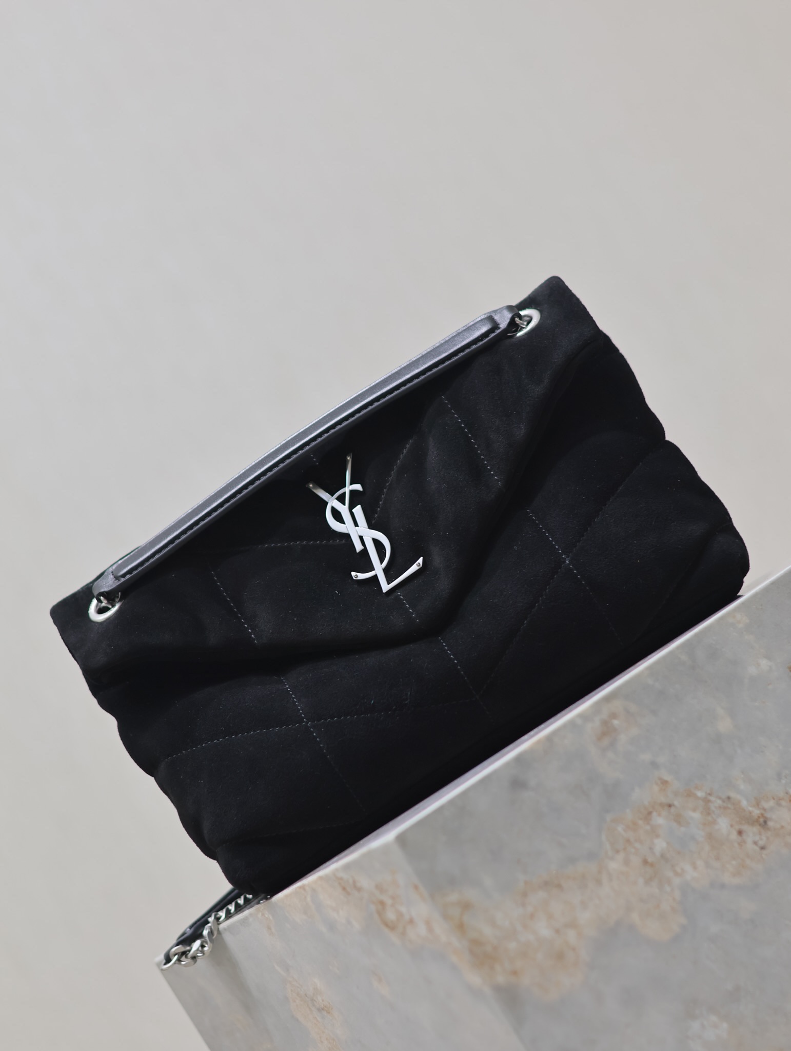 Yves Saint Laurent Loulou Puffer Handbag 577476