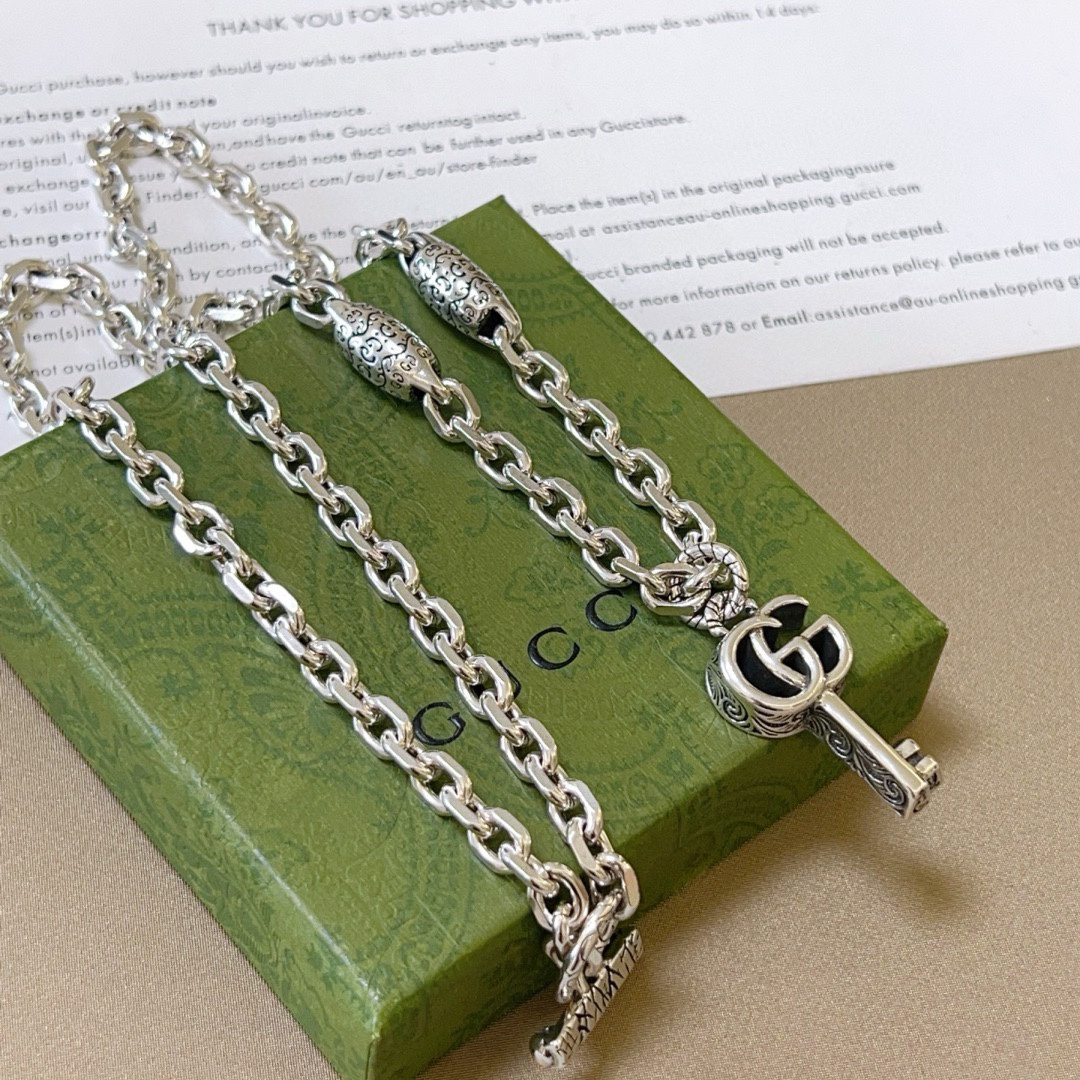Gucci Anger Forest Series GG Key Vintage Necklace