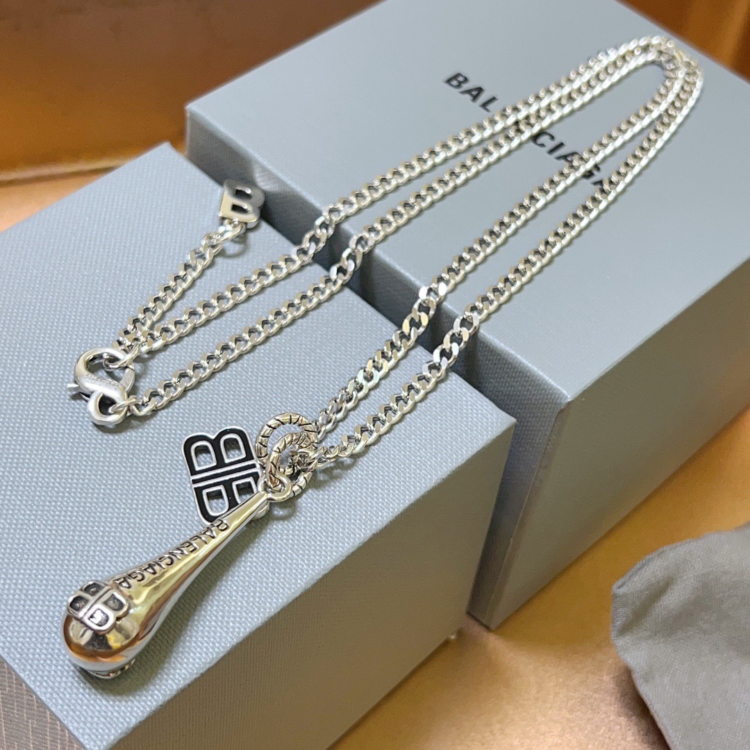 Balenciaga Drop Pendant Chain Necklace