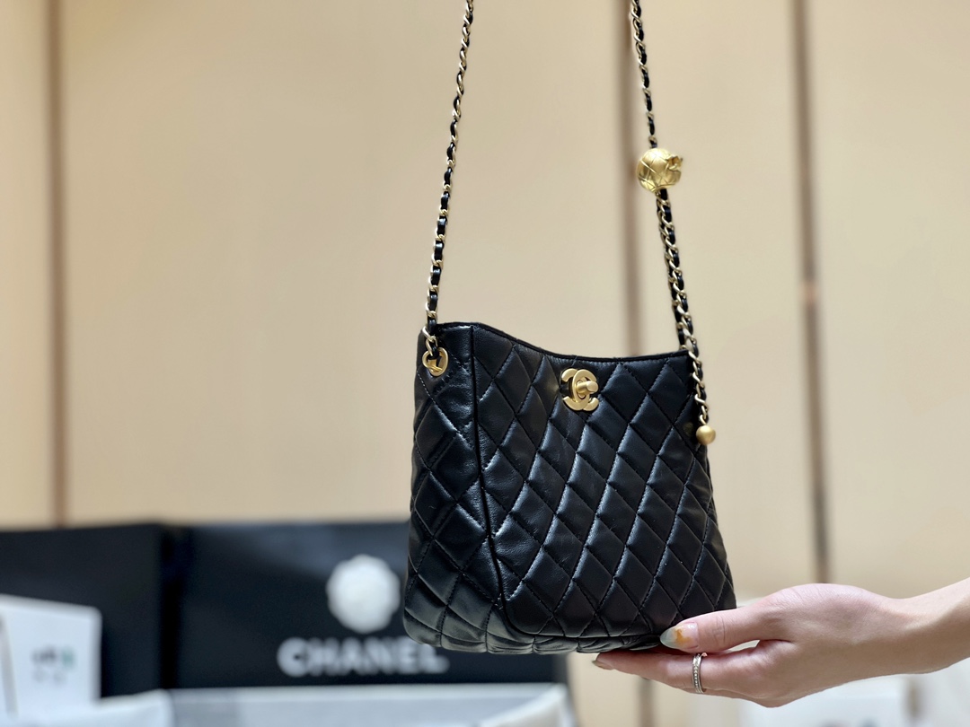 Chanel 22cc Spring/Summer Collection Golden Ball Hobo Hippie Bag 3259