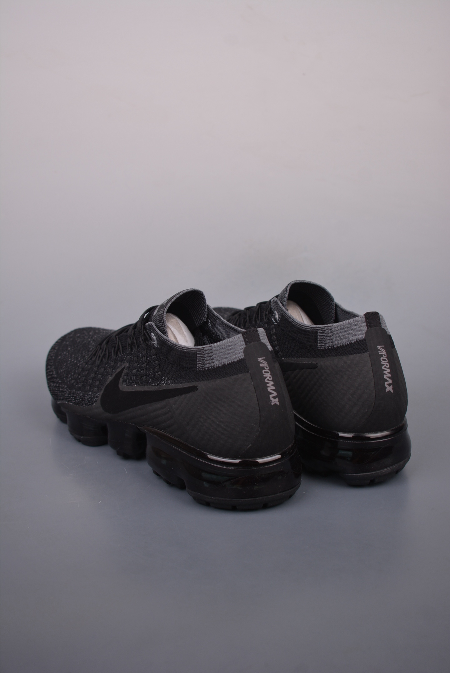 Nike Air Vapormax Flyknit 1.0 Triple Black 849558-007