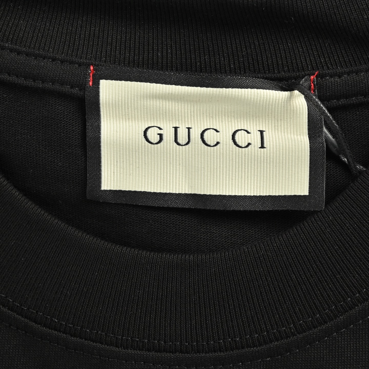 Gucci 25ss simple inverted letter logo print short sleeve