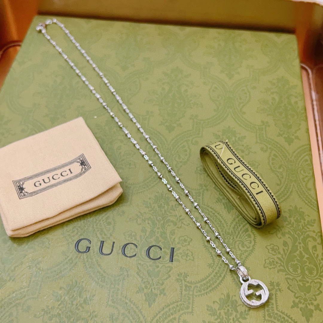 Gucci Anger Forest series new GG necklace