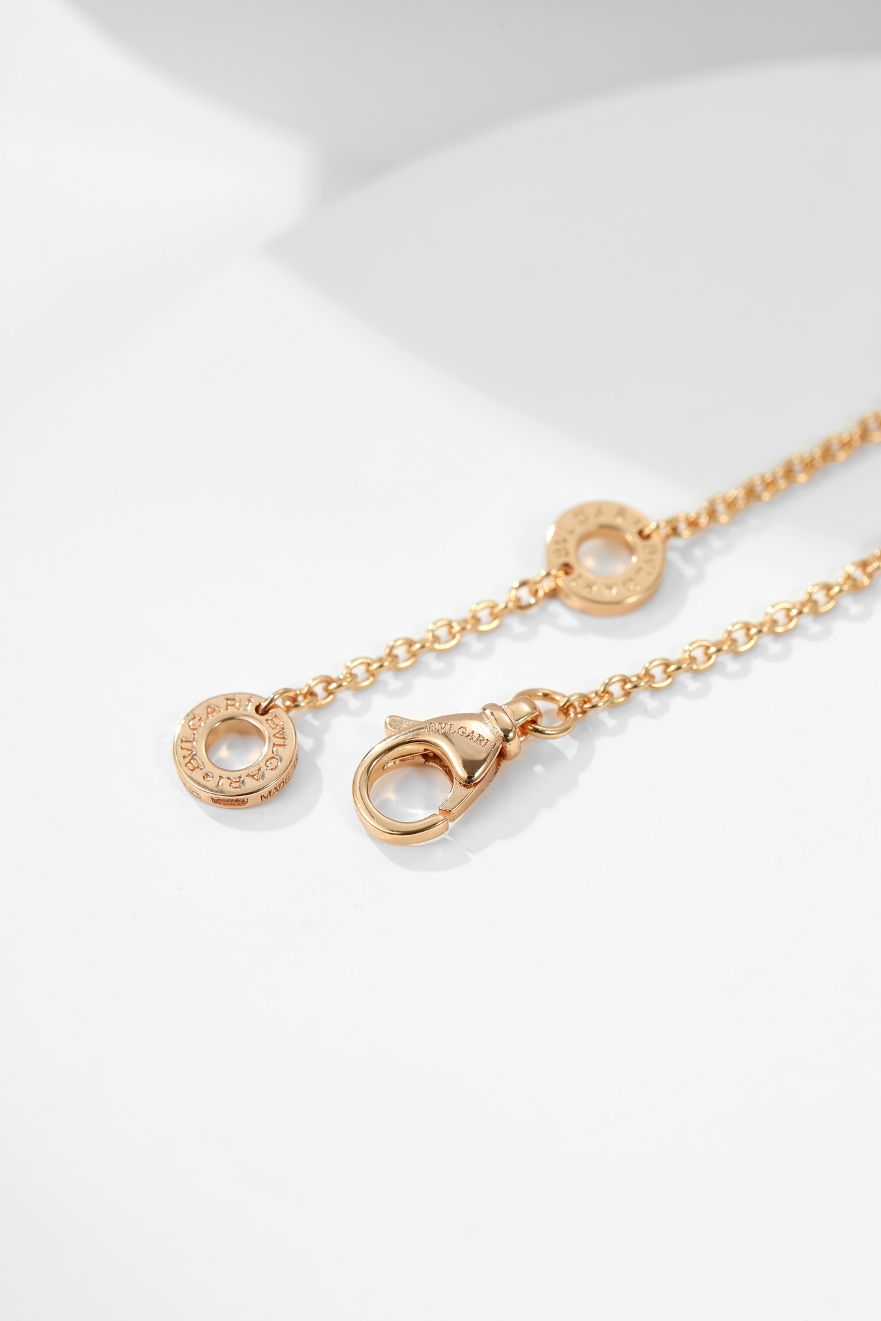Bulgari Classic Mother-of-Pearl Four-Flower Bracelet