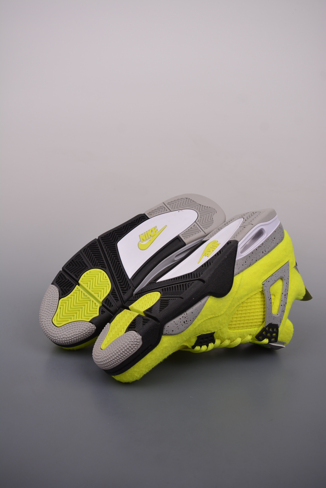 Nike Air Jordan 4 RetroLet’s Play Tennis DV6773-700