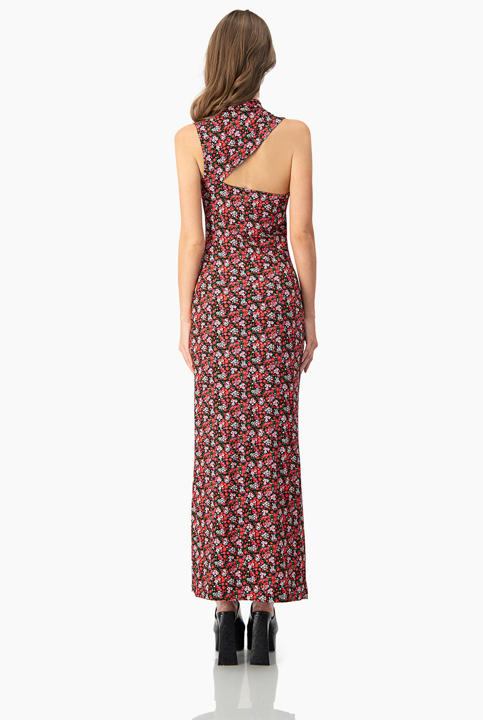 Maxi vestido de cuello redondo y sin mangas