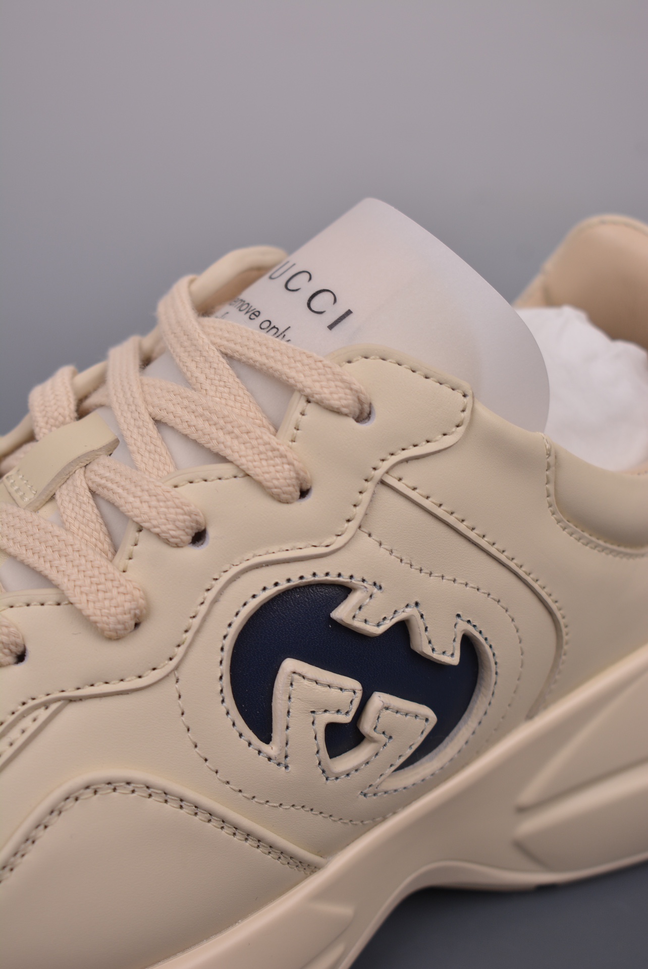 Gucci Leather Ivory Dark Blue Double G Hollow
