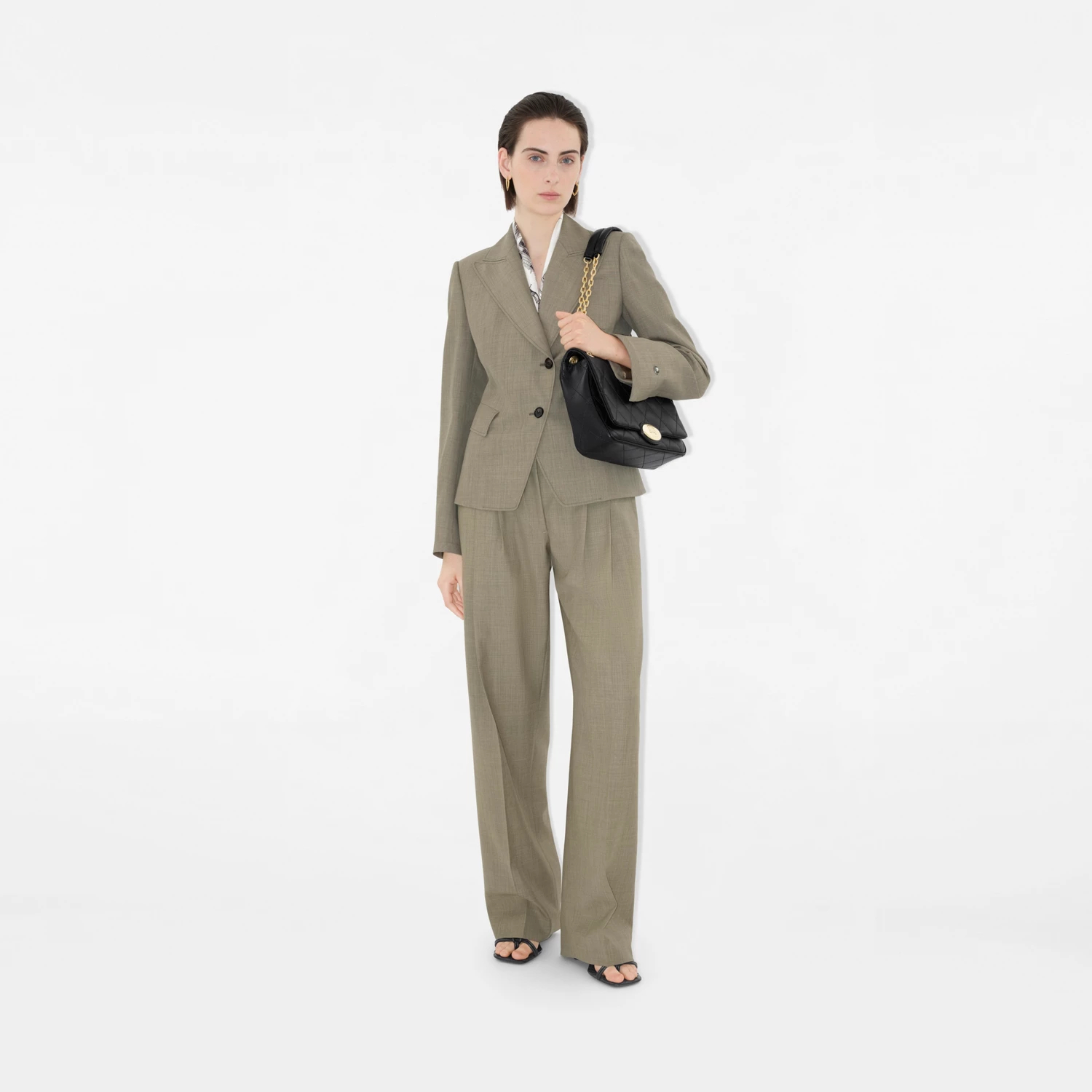 Burberry Medium Strand Bag​ 81112501