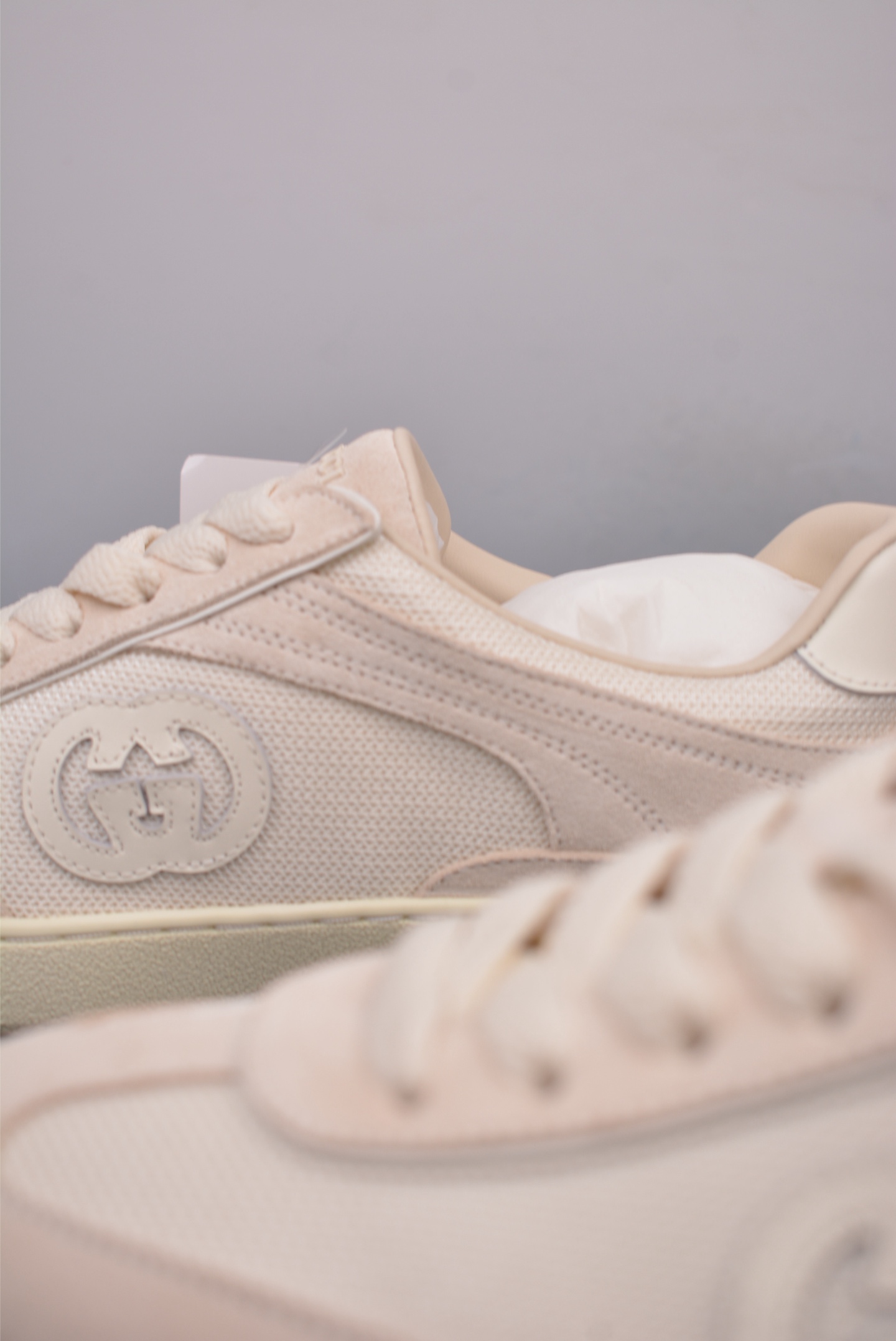 Gucci Interlocking G Suede Sneaker G74 off-white