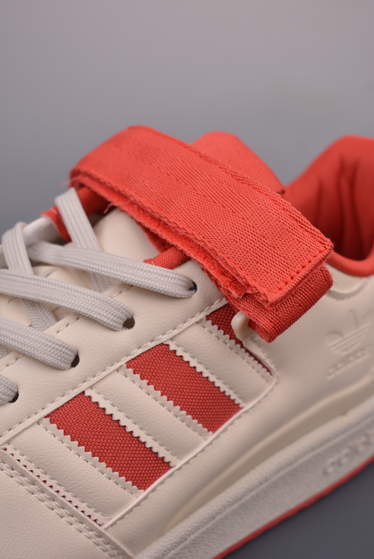 Adidas Originals Forum 84 ADV Low Leather Off-White Red GW4427
