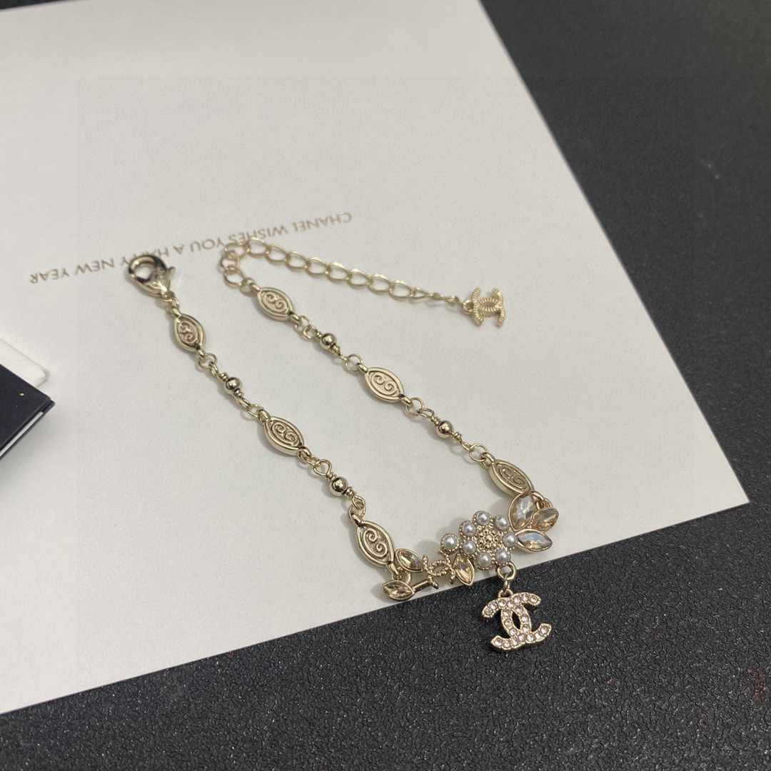 Chanel diamond pearl round bead bracelet