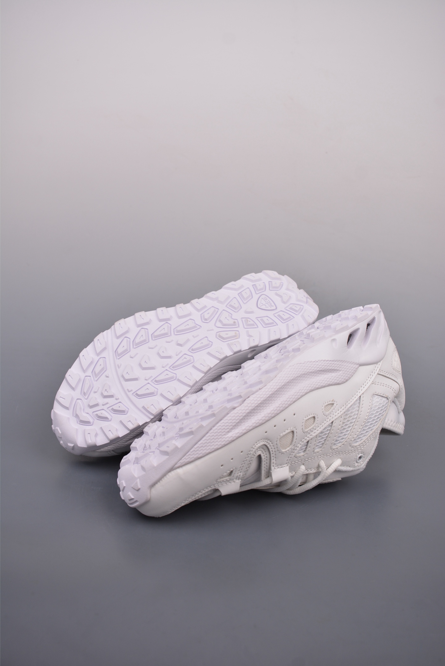 Nike ACG Air Exploraid White FJ1920-031