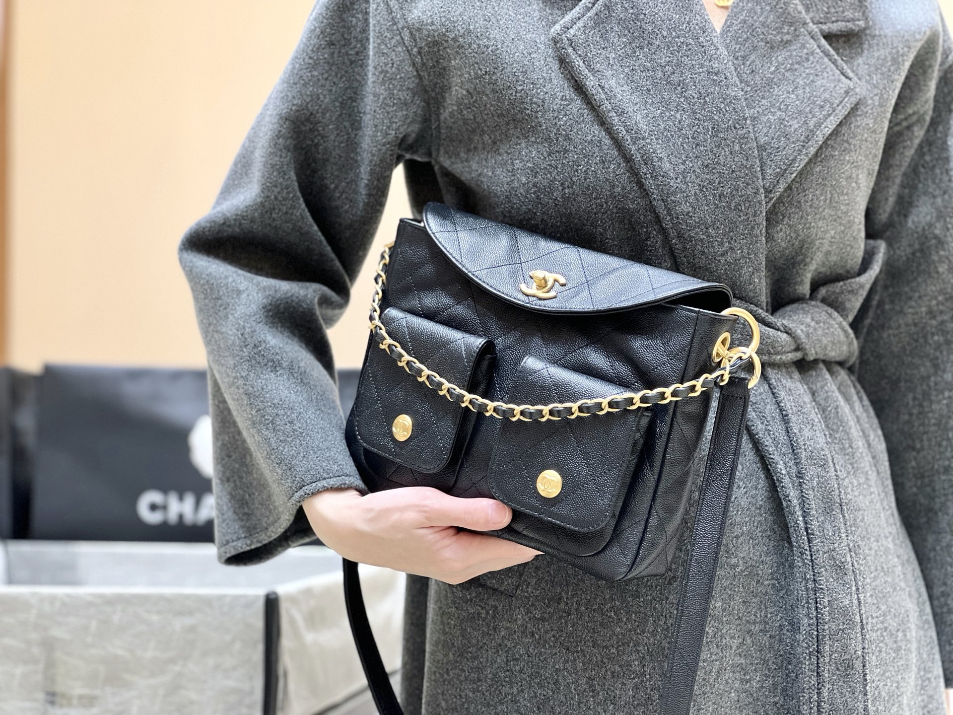 Chanel 25P Spring/Summer Preview Collection Messenger Bag AS4743 00148
