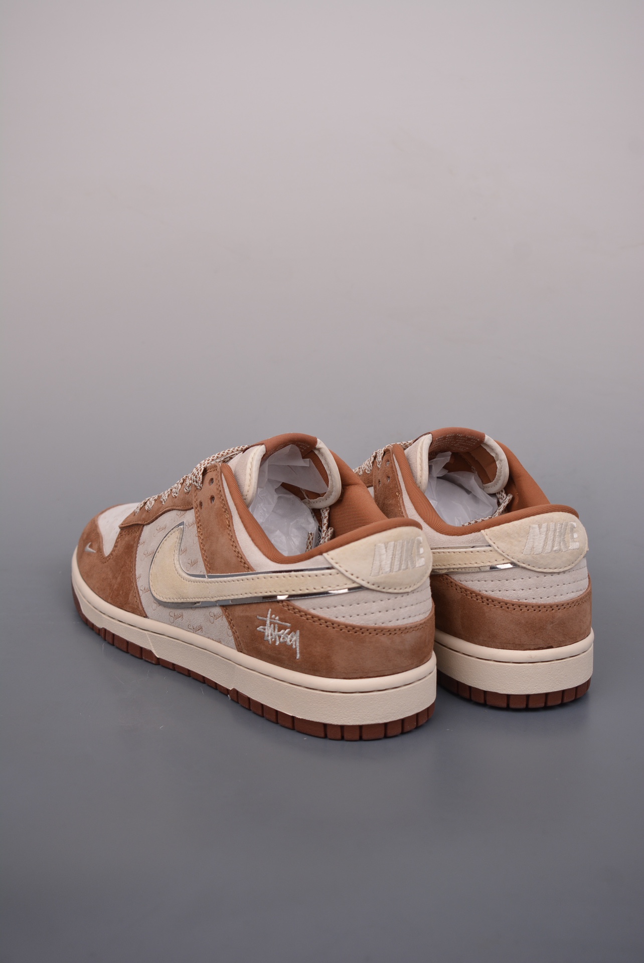 Stussy x Nike By You SB Dunk Low Retro SP Beige Brown Embroidery XX3168-601