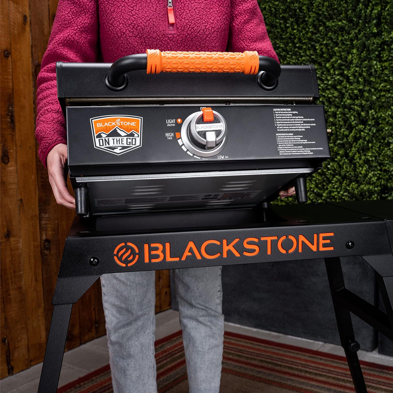 Blackstone Universal Griddle Stand with Adjustable Leg and Side Shelf