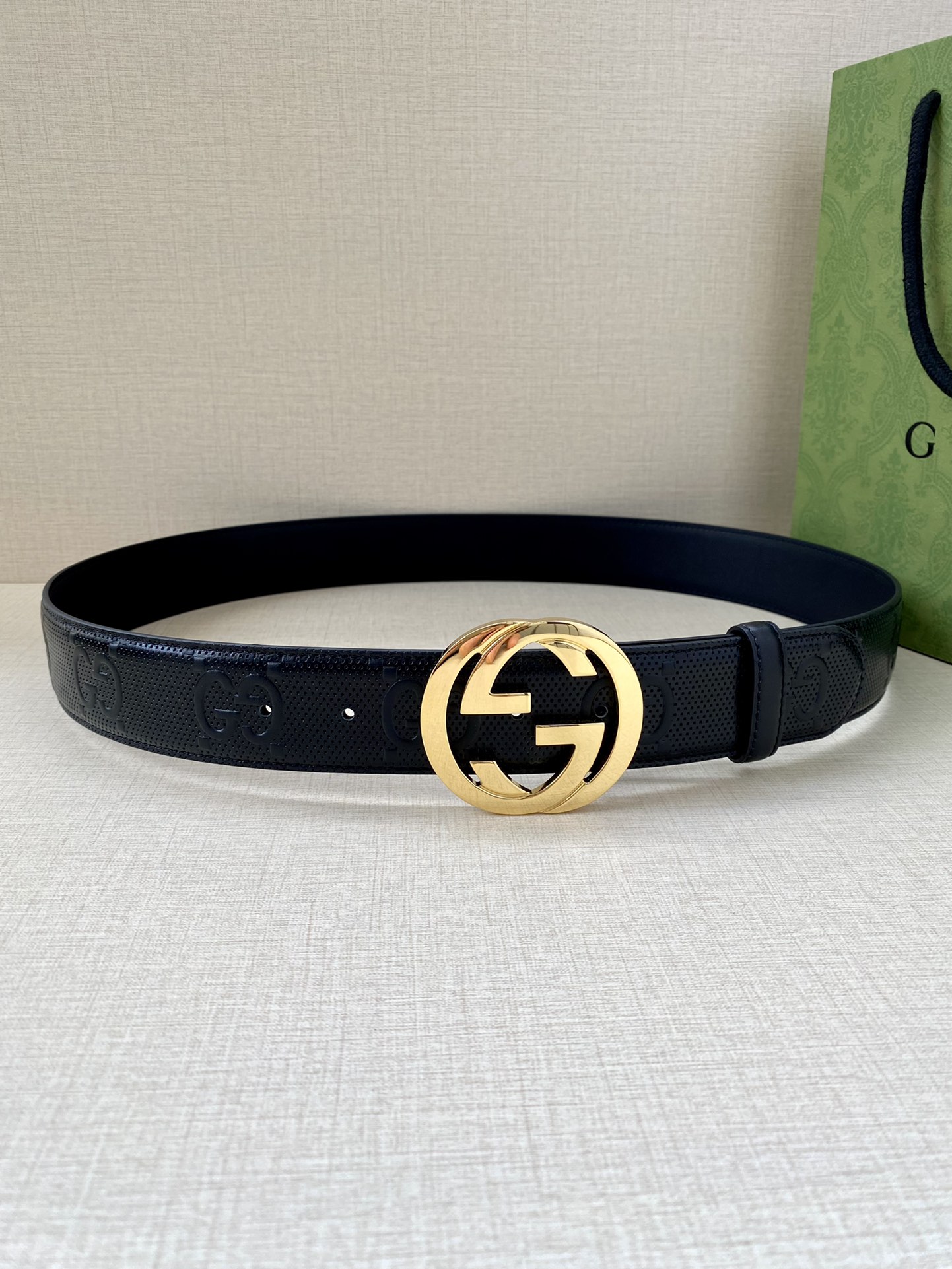 Gucci black embossed leather belt width 4.0CM