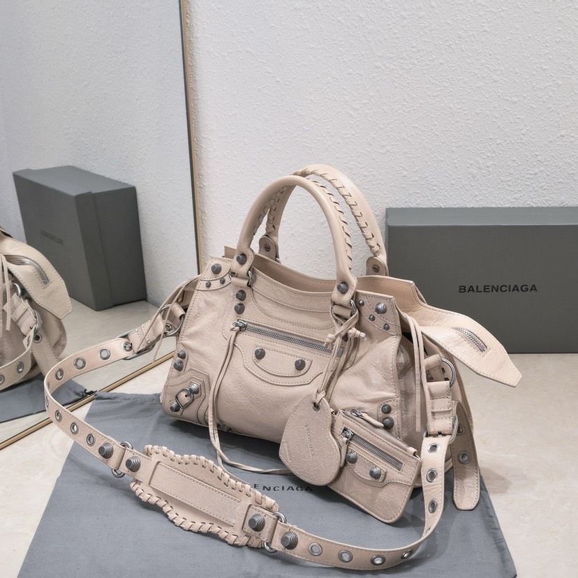 Balenciaga N​​​EO​ CAGOL​E​ Motorcycle​​Bag​​Medium