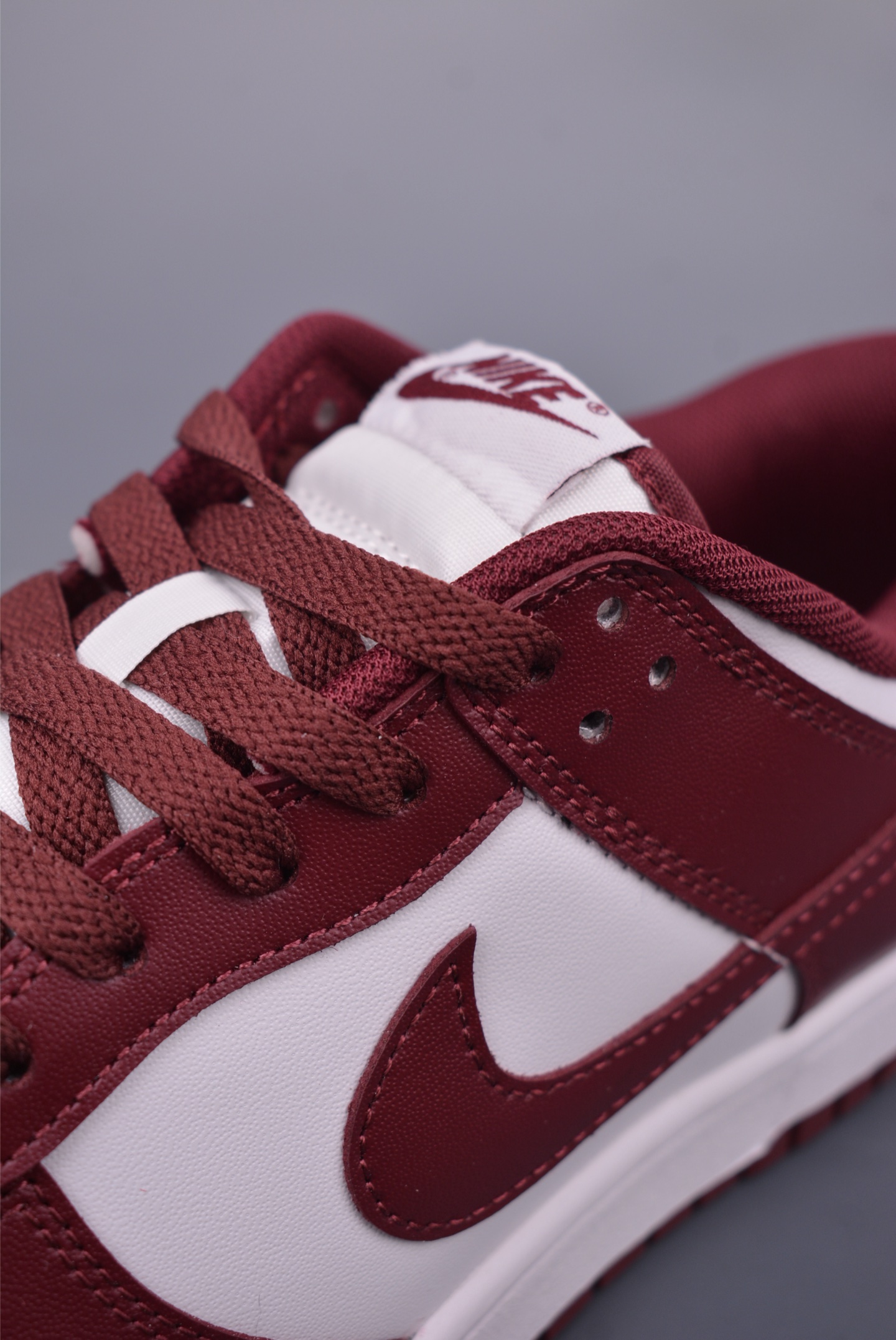 Nike SB Dunk Low Pro PRM sneakers 