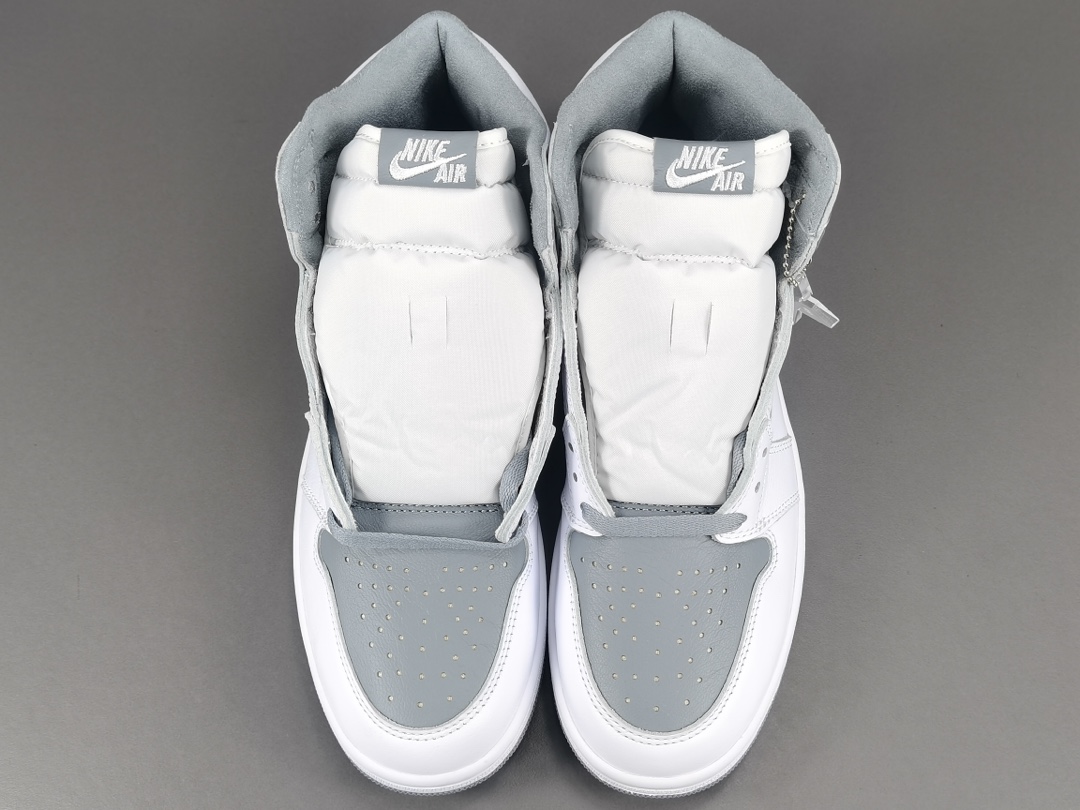 Nike Air Jordan 1 Retro High OGStealth 555088-037