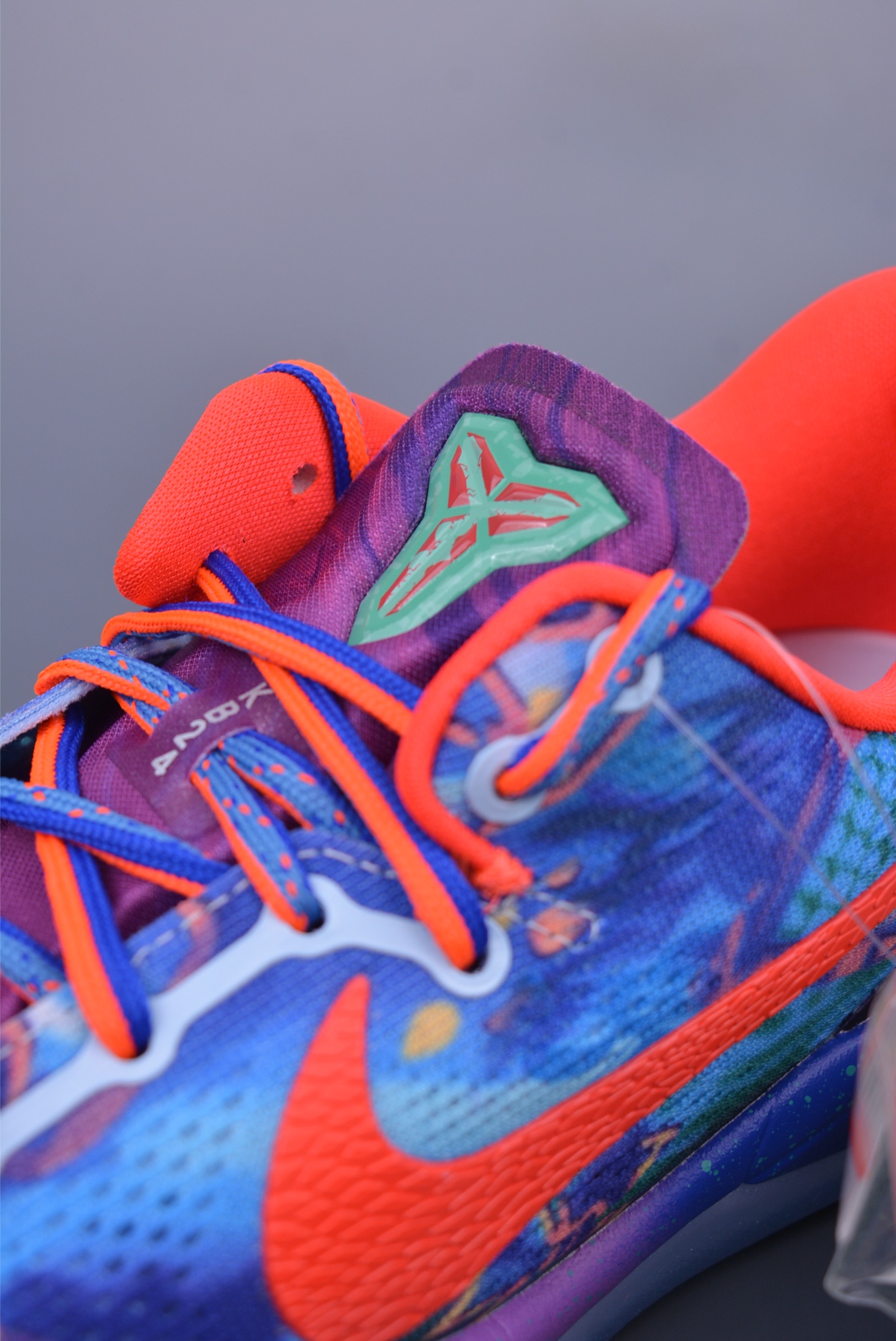 Nike Kobe 8 Protro What The Kobe HM9621-900