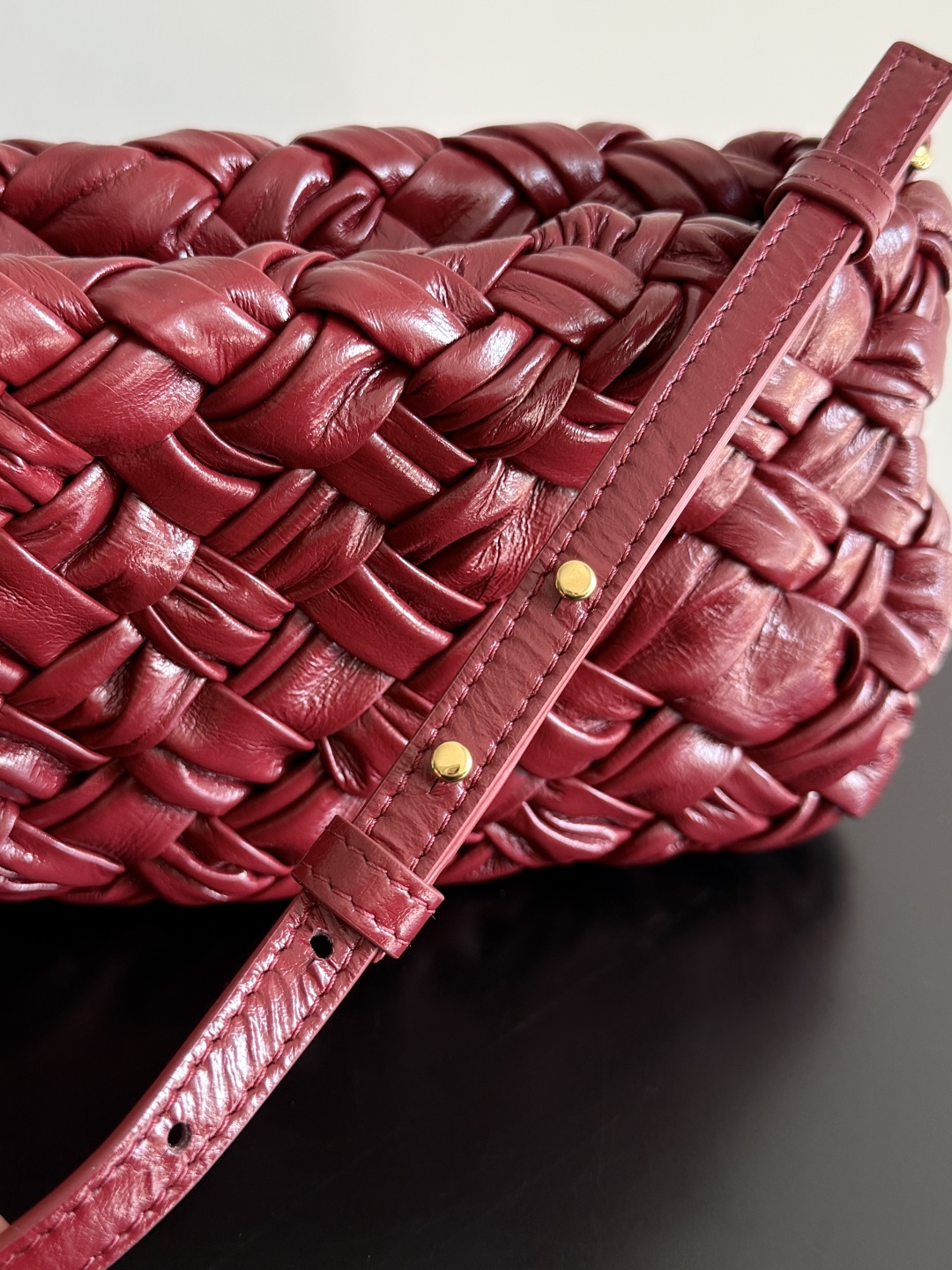 Bottega Veneta Kalimero cha cha woven handbag 785780