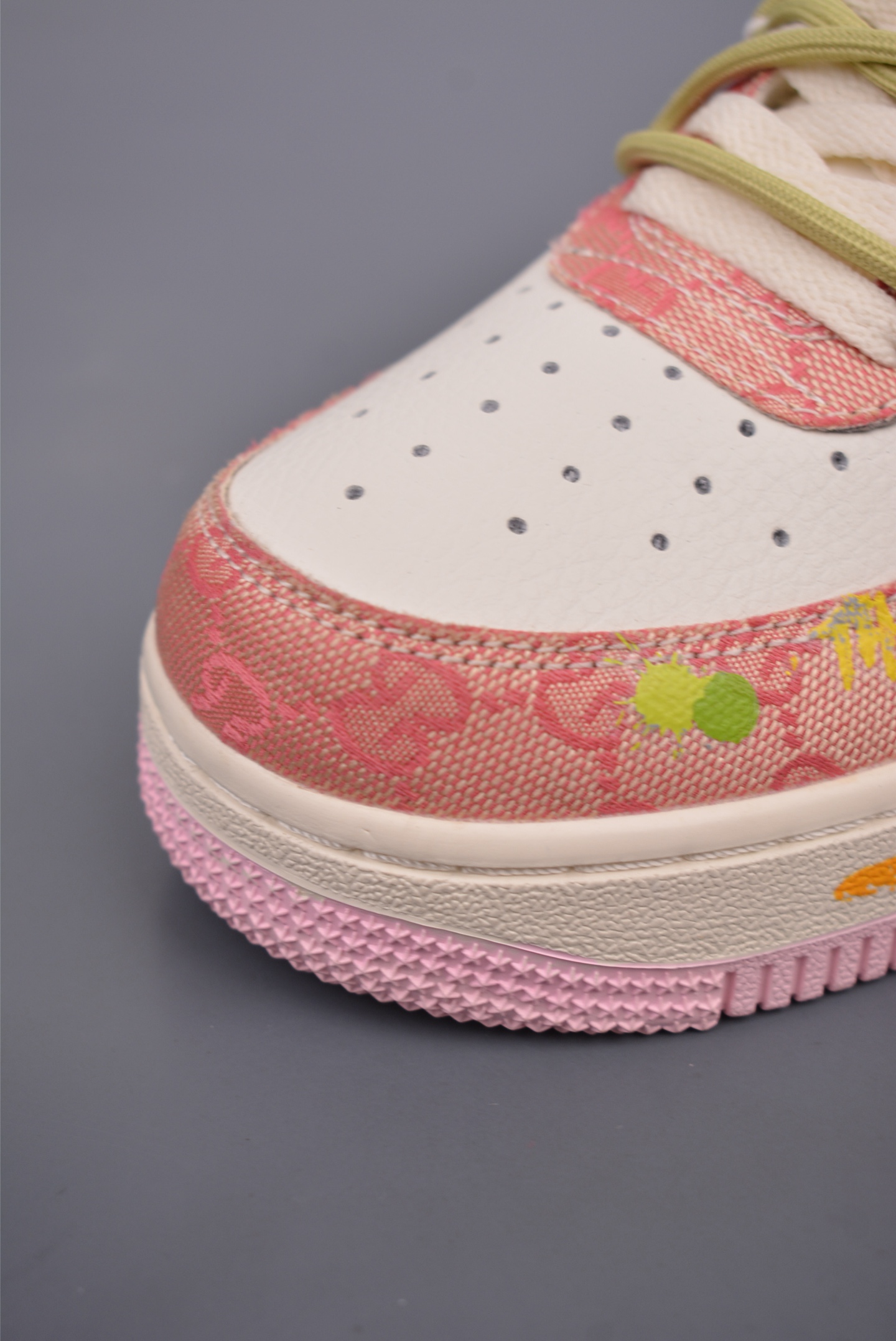 Nike Air Force 1 Low Bugs Bunny Pink White BD0077-666