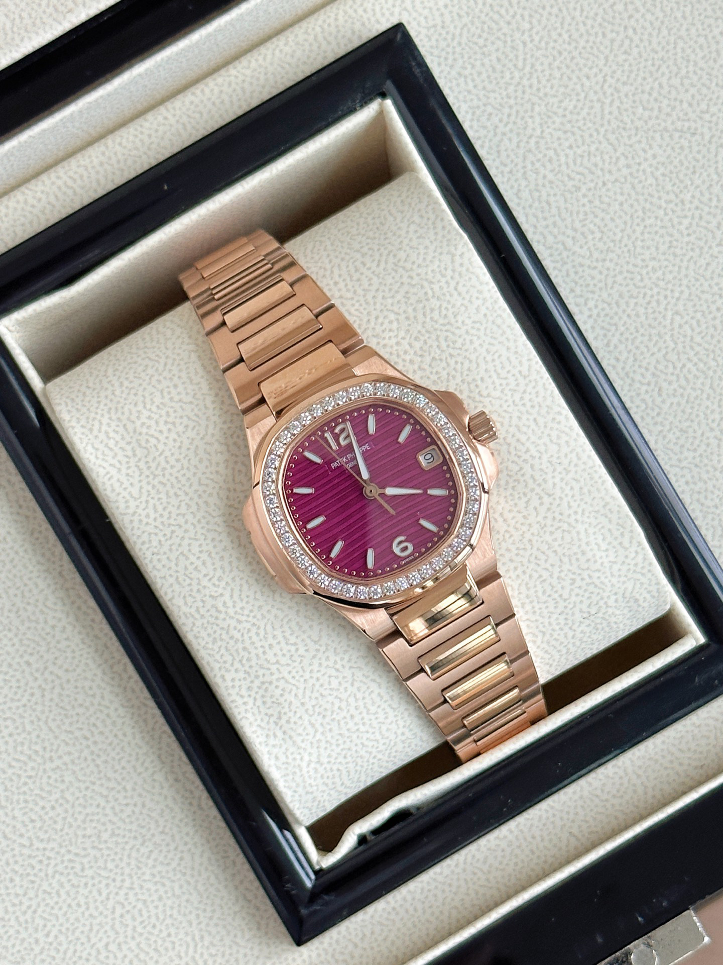 Patek Philippe PP Nautilus 7010 Series