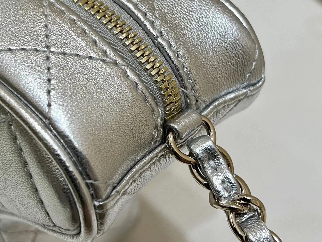 Chanel 24c Early Spring Resort Series Limited Edition Star Bag AS4579