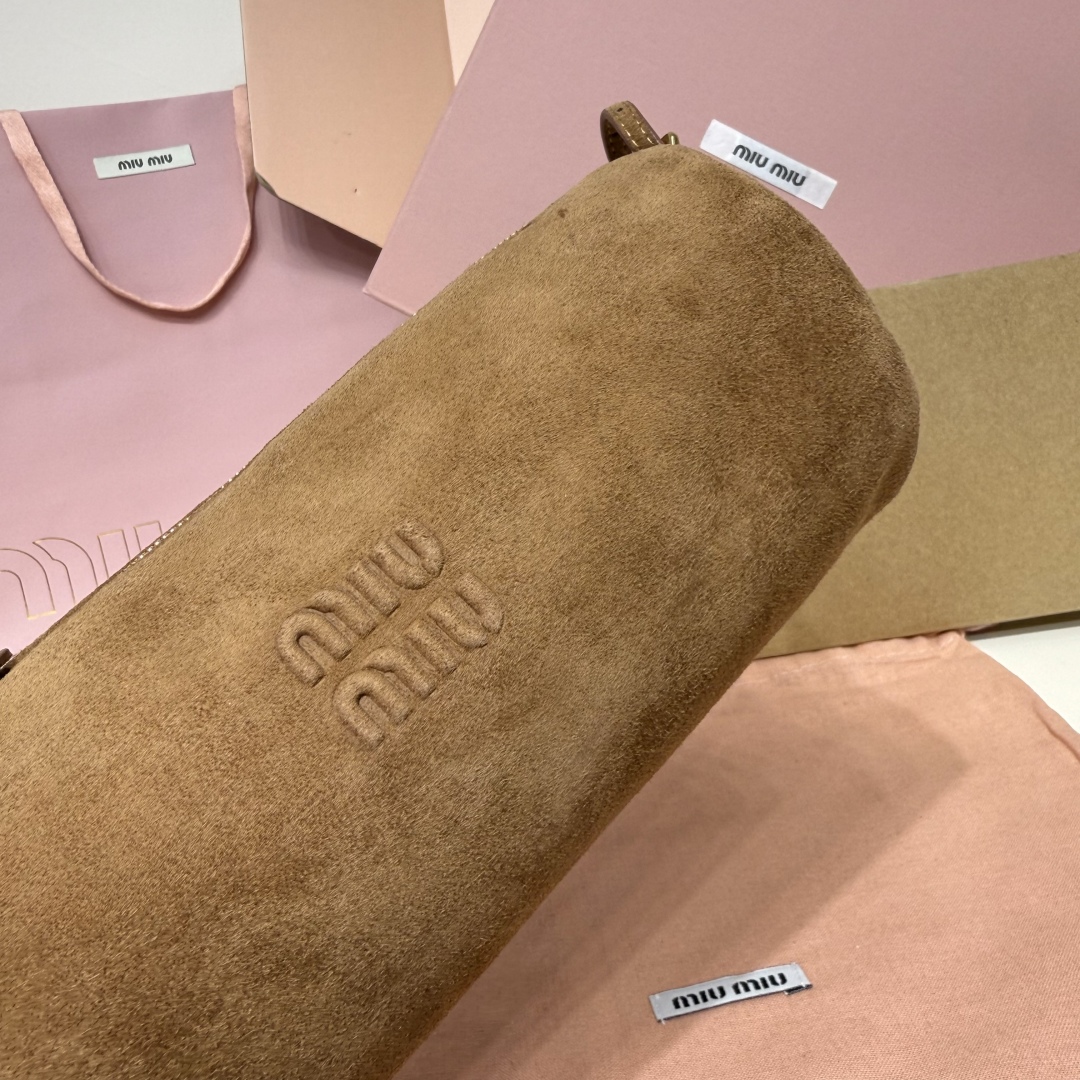Miu Miu small bag 5NE851