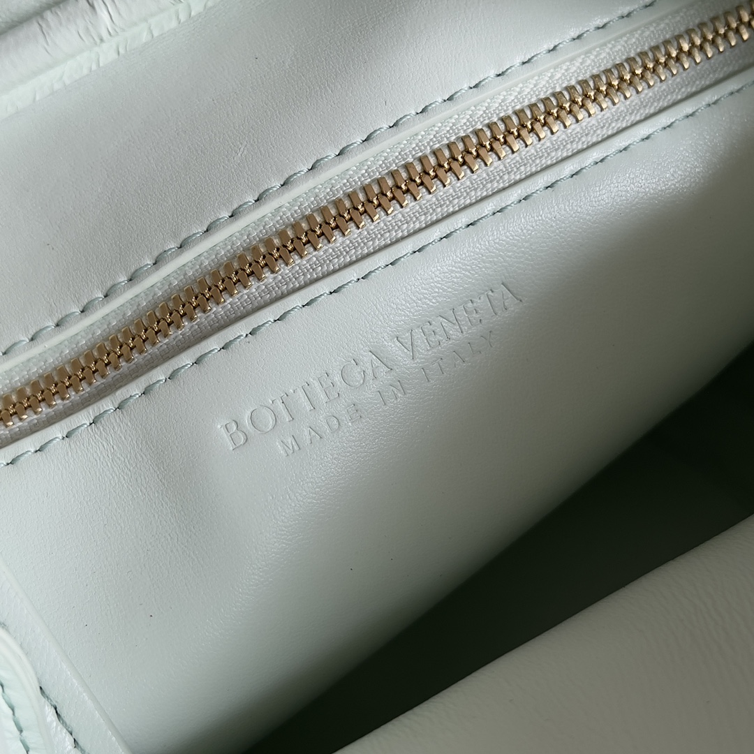 Bottega Veneta 2024 Spring Get Away Small Square Bag 776736