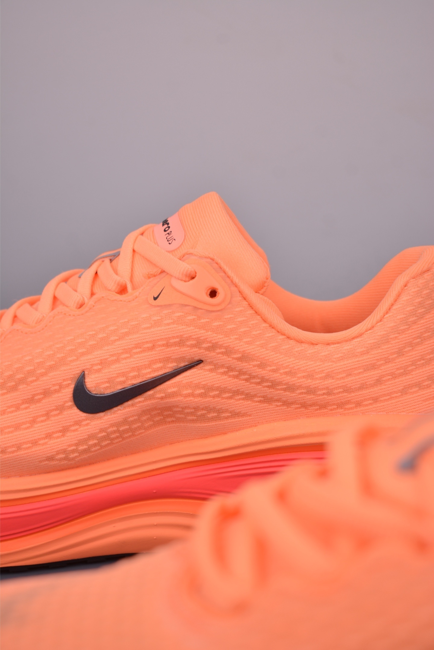 Nike Air Zoom Vomero Plus 