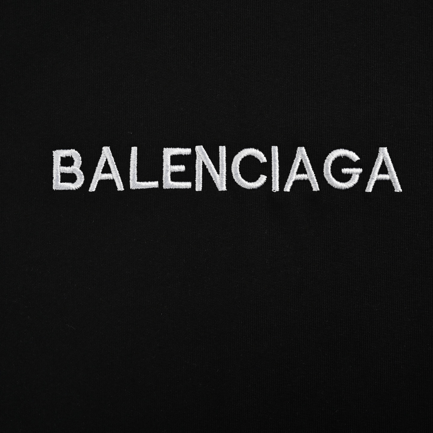 Balenciaga 25ss short sleeves with double B embroidered logo on the neckline
