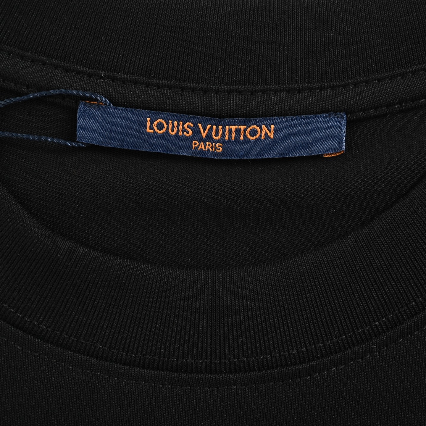 Louis Vuitton Neckline Letter Embossed Short Sleeve