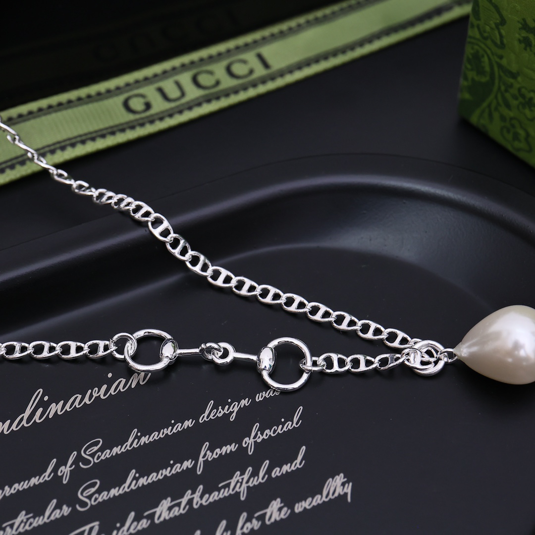 Gucci Pearl Charm Silver Necklace