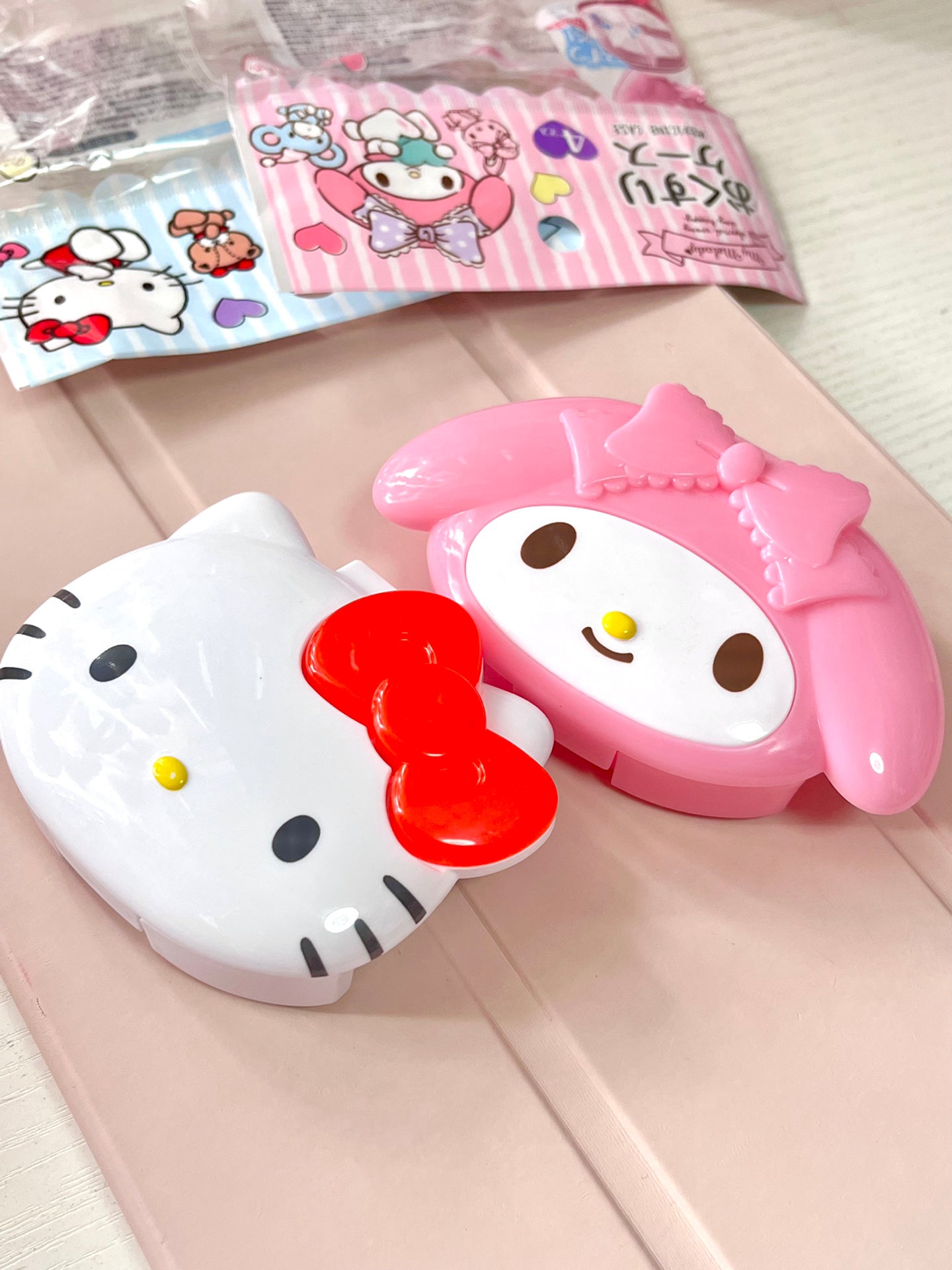 Sanrio Cute Pill Organizer-Pill Boxes for Travel Pill case Vitamins Fish Oil Supplements, Medication Organizer Dispenser for Fish Oils, Vitamin Holder Supplement