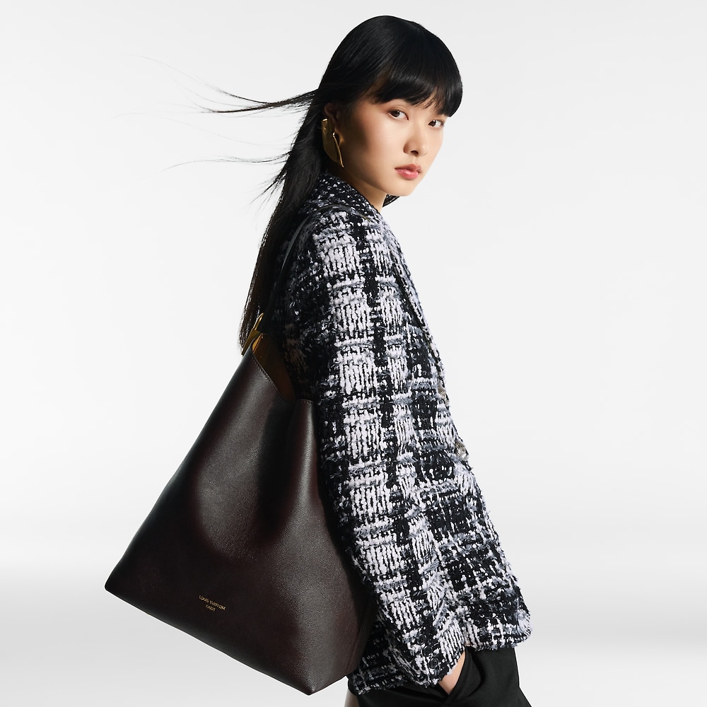 Louis Vuitton LOW KEY HOBO Medium Handbag M24974