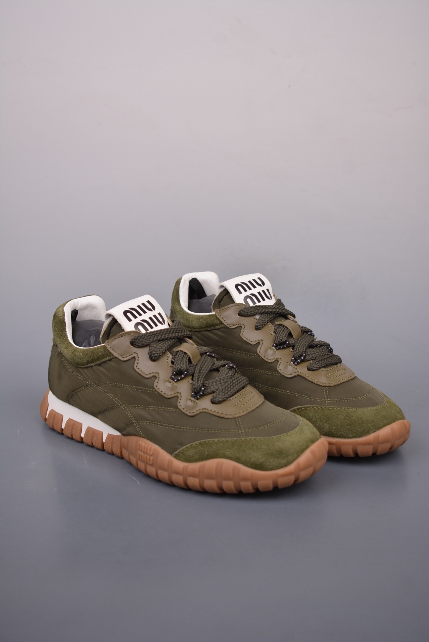 Miu Miu Tyre Low Sneakers 
