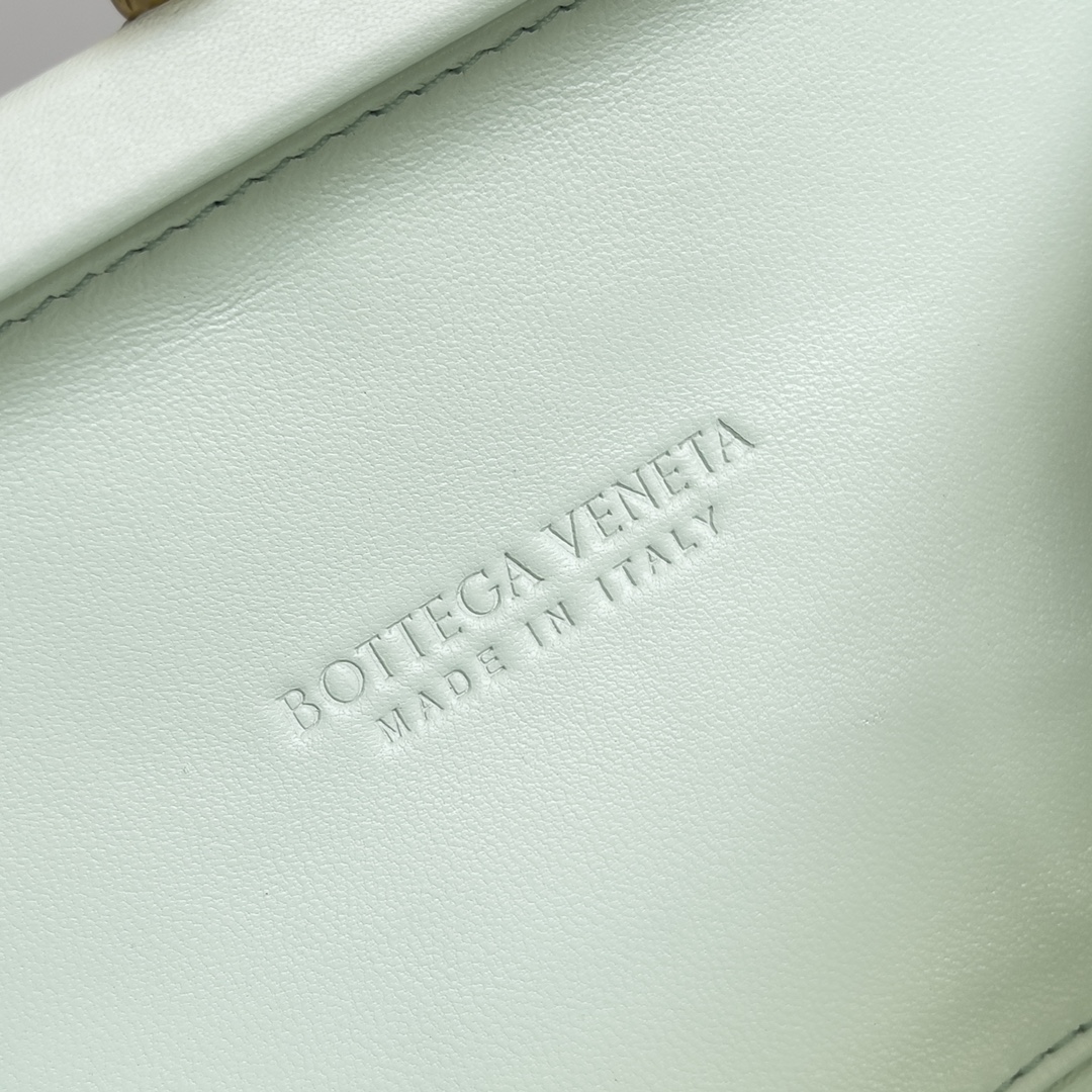 Bottega Veneta Knot woven evening bag 717622