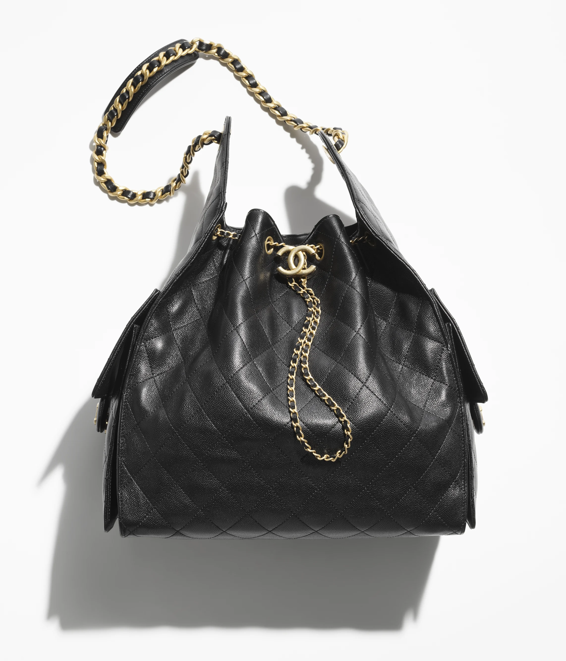 CHANEL 25 Medium Handbag Grained Calfskin & Gold-Tone Metal Black AS5311-B20304-94305